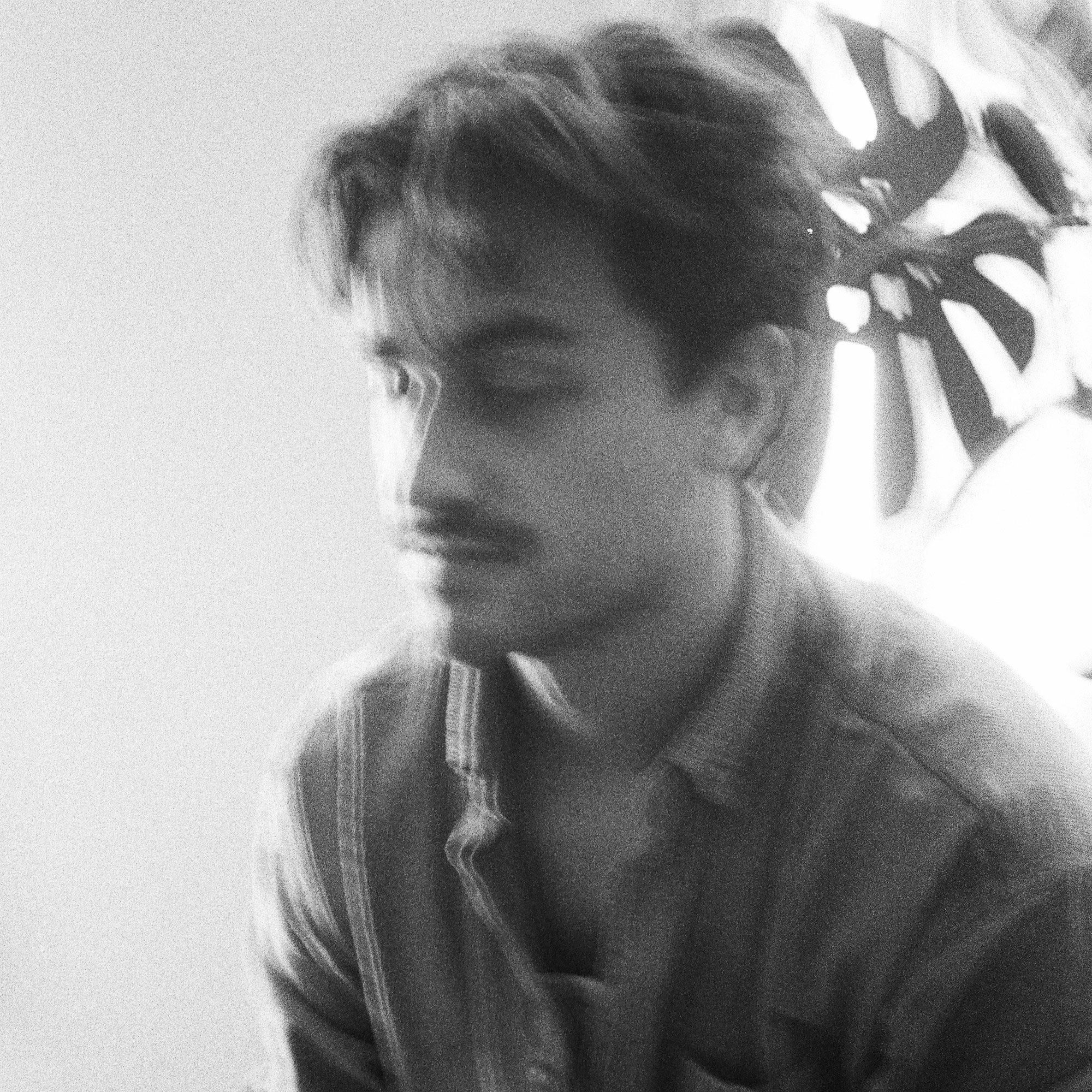 Black-and-white portrait of Mathias Sant’Anna